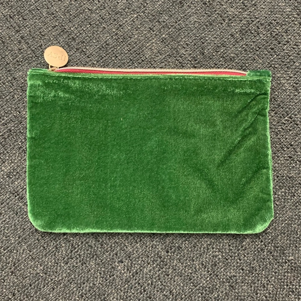 ✨5/$20✨ Ipsy November 2021 Makeup Bag Only
